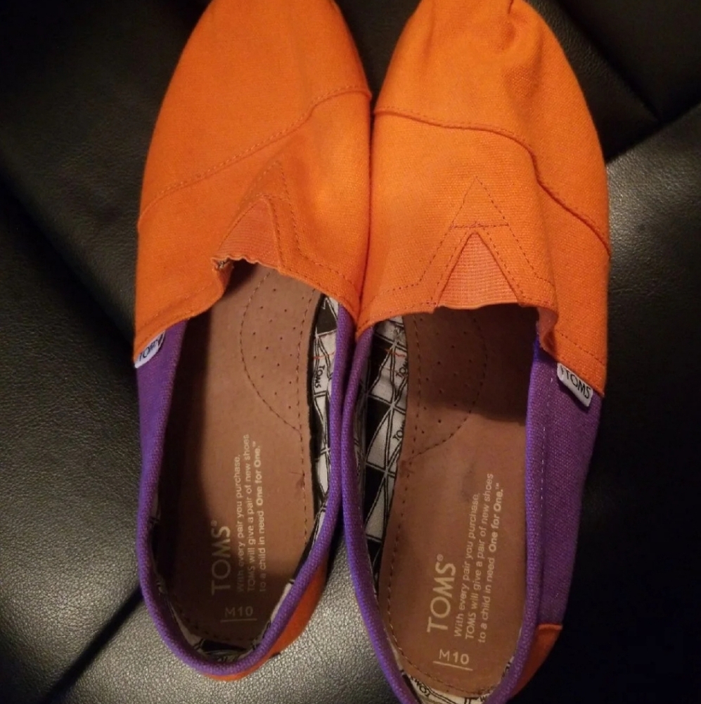 Clemson Orange Purple TOMS Men 10 Wom 12